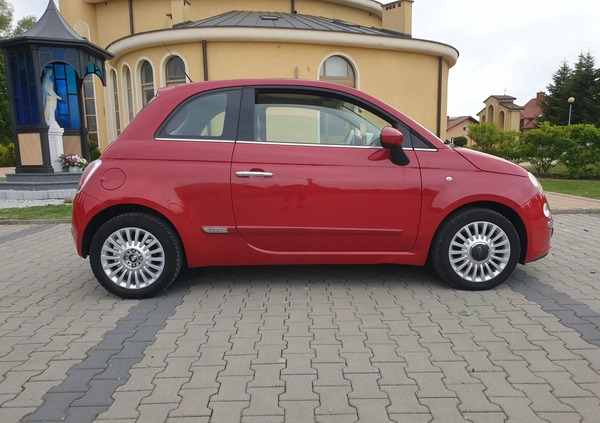 Fiat 500 cena 21900 przebieg: 110759, rok produkcji 2010 z Rzeszów małe 742